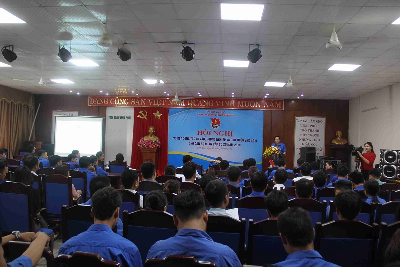 Tìm việc qua trung tâm giới thiệu việc làm Vĩnh Phúc