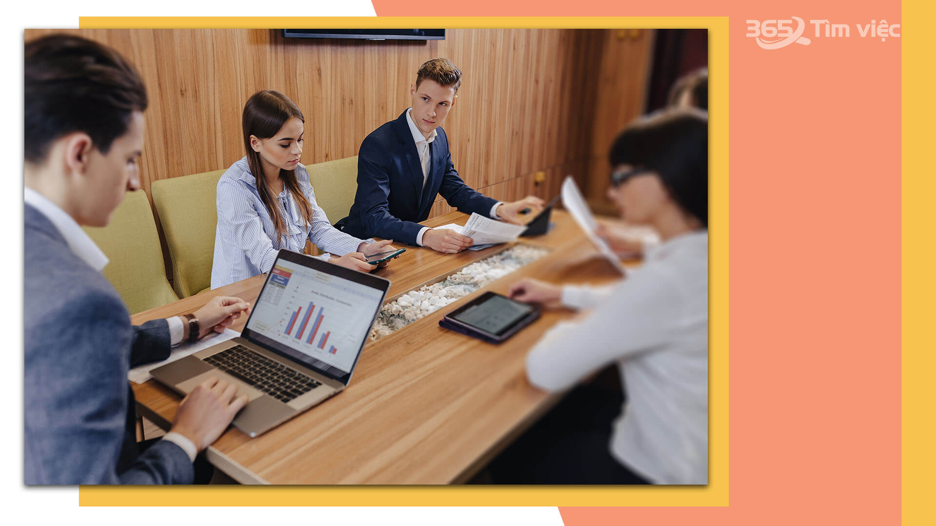 Là mô hình cung cấp các dịch vụ quảng cáo ngoài trời